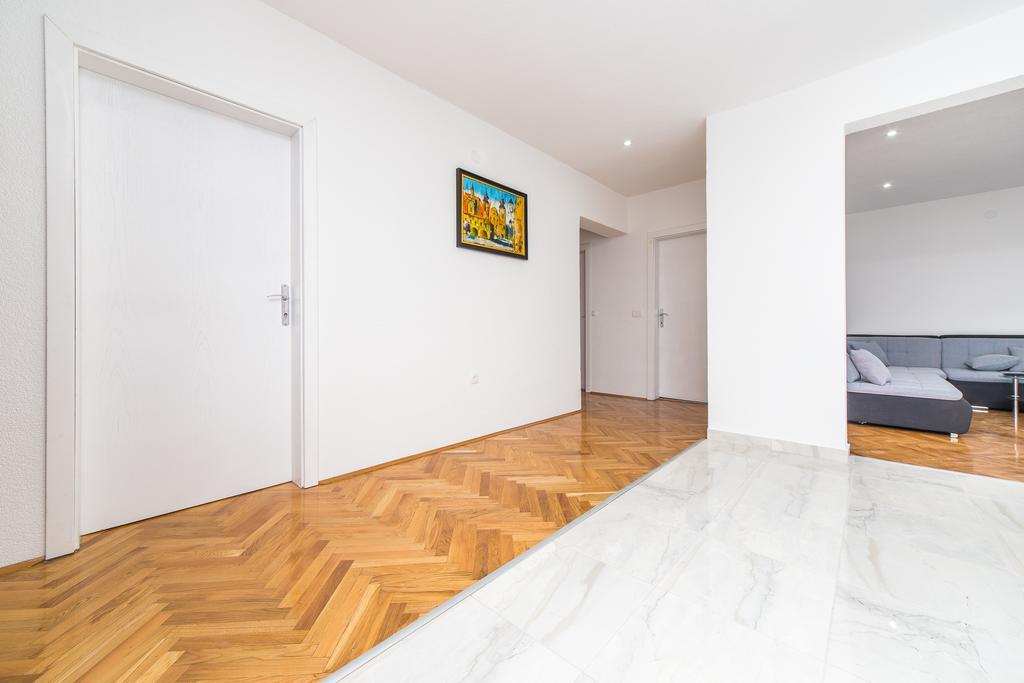 Apartment Drazena 特罗吉尔 外观 照片